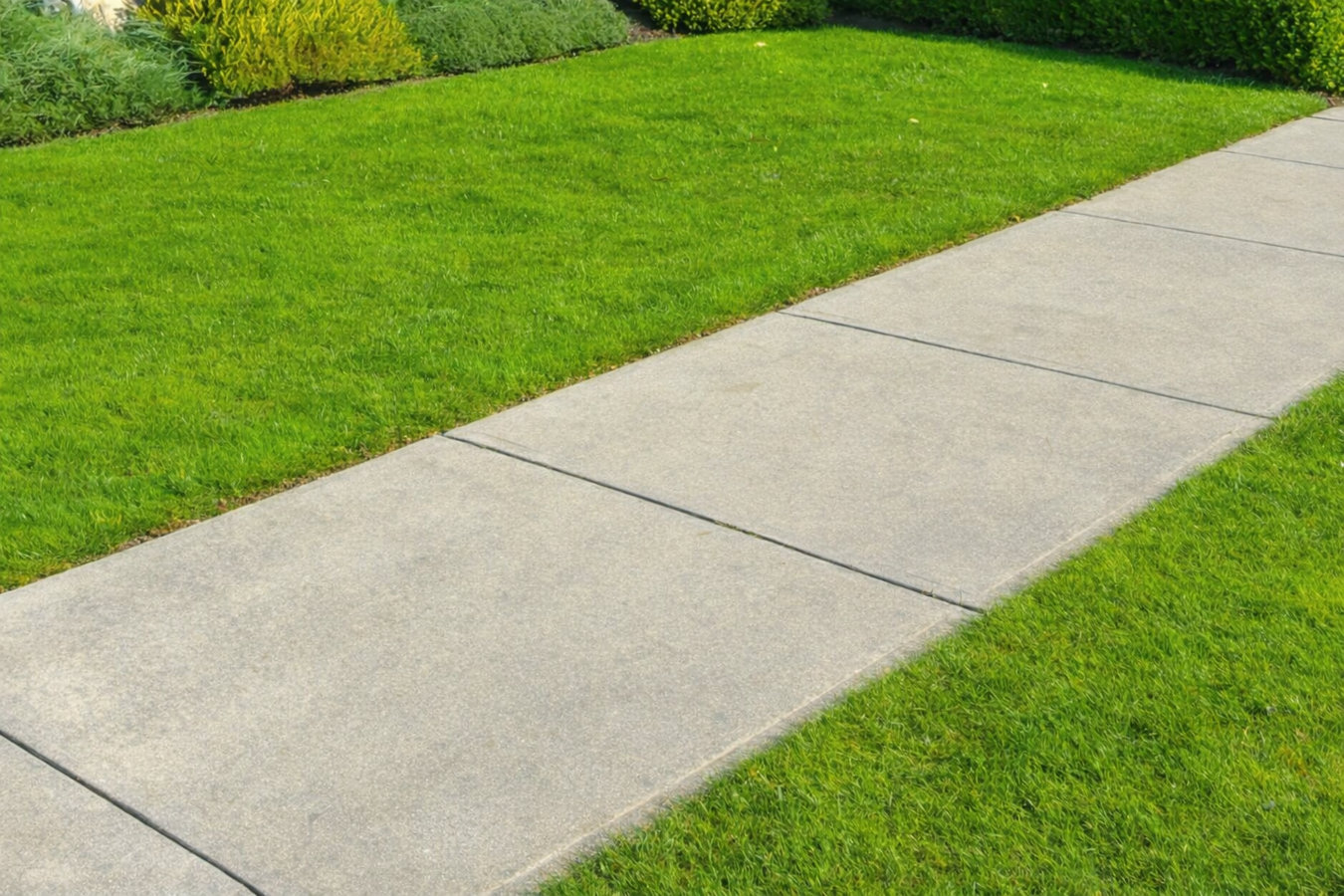 Concrete sidewalk building in Camarillo, CA